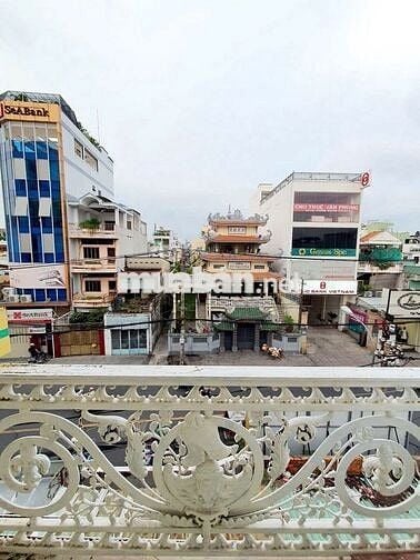 Chính chủ cho thuê CHDV 2PN + Ban Công