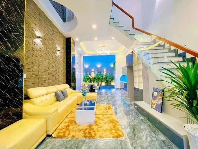 Bán căn nhà 60m2 đường Lê Văn Sỹ phường 1 Tân Bình. Giá 2tỷ490 triệu