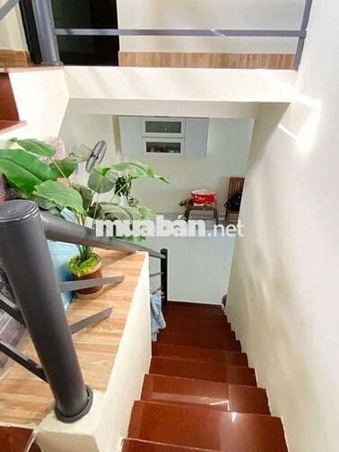 BÁN NHÀ 72M2 2PN 2WC CÓ 1 LẦU MỚI TINH XE HƠI 5M Đ PHẠM NGỌC THẠCH