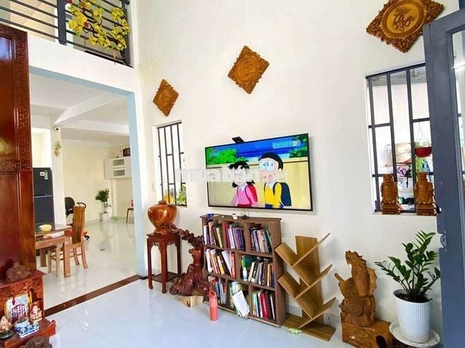 BÁN NHÀ 72M2 2PN 2WC CÓ 1 LẦU MỚI TINH XE HƠI 5M Đ PHẠM NGỌC THẠCH