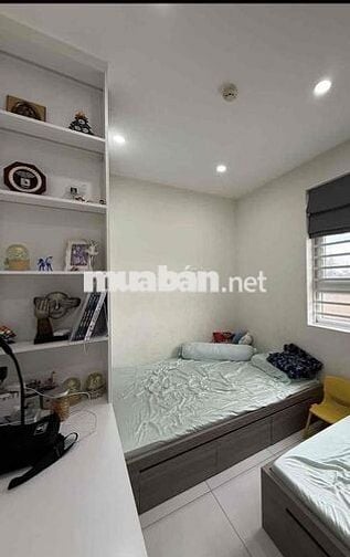 Căn hộ 3PN, 13tr (có máy lạnh, rèm), 14-15 triệu (Full