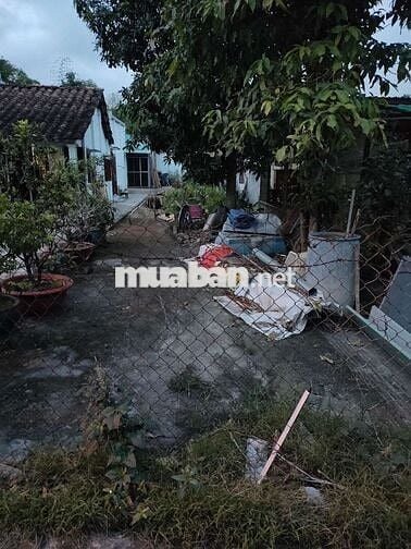 Đất thổ cư, 180m2, đường nhánh ĐX122