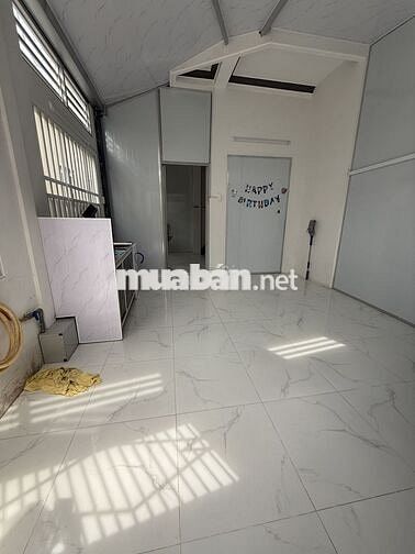 Cần cho thuê phòng trọ khu bình Chánh gần khu phong Phú 4