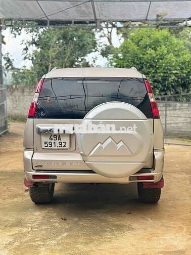 Ford Everest 2013 2.5L 4x2 MT - 123456 km