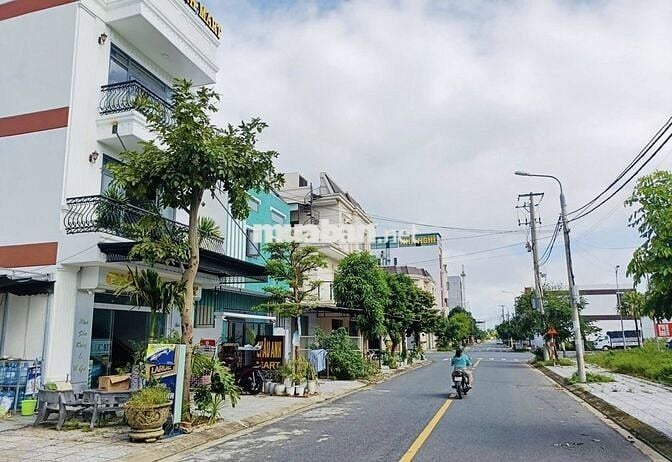 Lô góc 133m2 Trần văn Quế  - Gần 9 tòa chung cư Ecohome chỉ 7.x tỷ