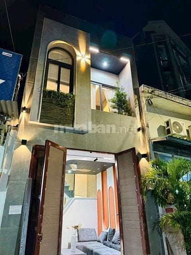 Cô Hương kêu bán căn (4x14) đường Gò Công P13 Q5, nhà còn mới hẻm 5m