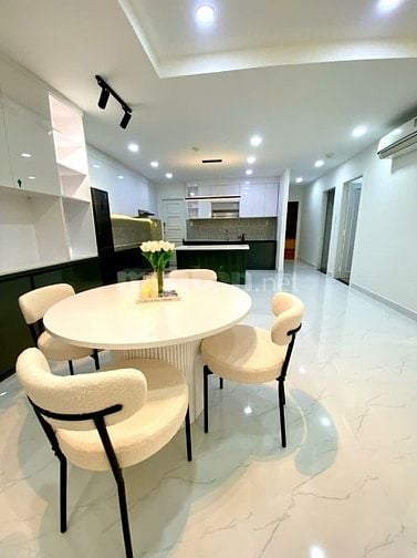 Bán chung cư Phú Hoàng Anh đầy đủ nội thất nhà đẹp