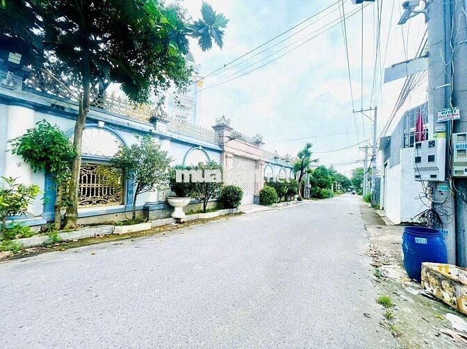 Bán đất thổ cư, nở hậu, đường xe tải gần chợ quang thắng