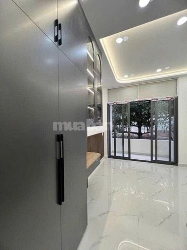 SOS! Bán Nhà ngay đường Võ Văn Kiệt, phường 5, Quận 5, hẻm xe hơi 5m