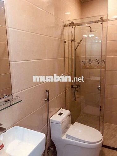 Phòng tiêu chuẩn khách sạn cho thuê tháng