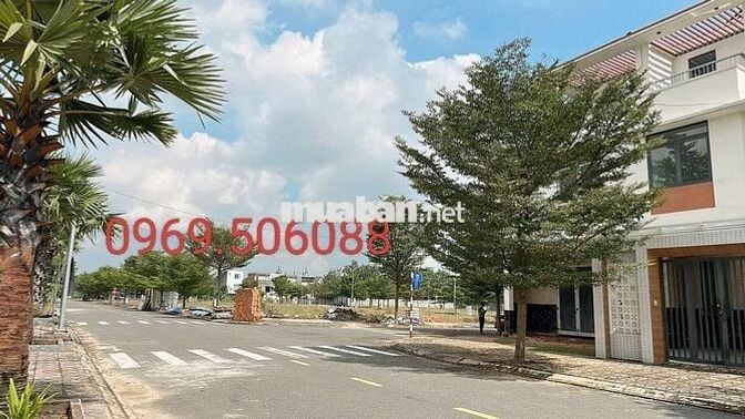 Lô góc 2 Mặt Tiền,sát bên Đại học Việt đức,Mỹ Phước 4, thới hoà TP.HCM