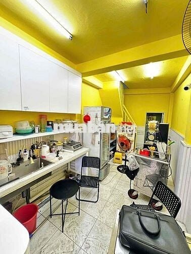 Cần sang quán cf Phùng Văn Cung tp HCM