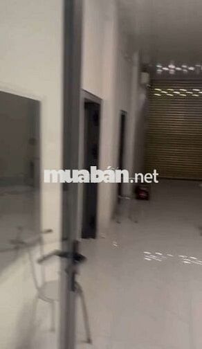 Cho thuê mặt tiền ngang 8m dt743 gần thông dụng dĩ an Bình Dương