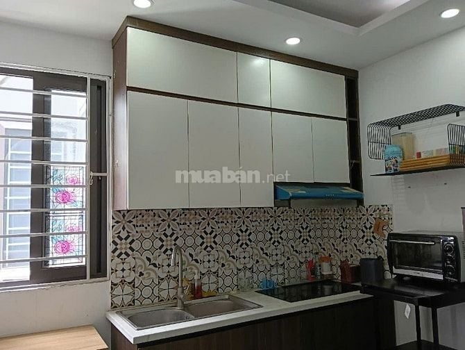 Cho thuê căn hộ khép kín ngõ 424 Trần Khát Chân