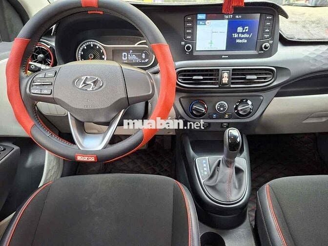 chính chủ bán grand i10 2022 số tự động,biển tphcm