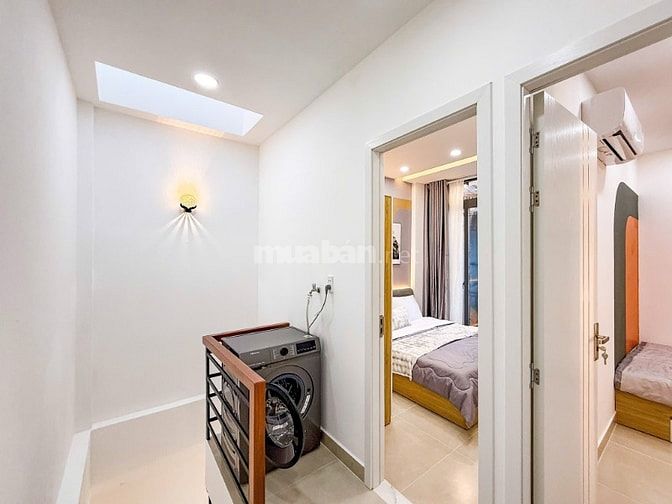 Bán nhà đẹp 3PN- xe hơi đậu sát nhà đường Phan Văn Trị