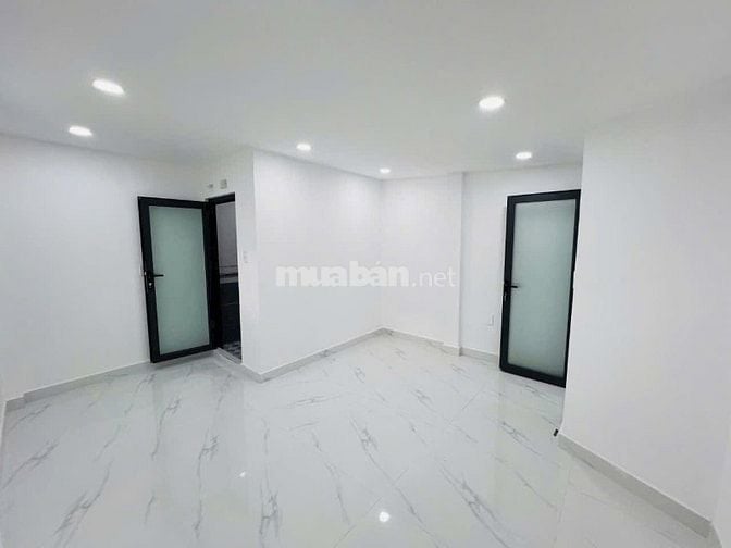 SOS! BÁN NHÀ ĐOÀN VĂN BƠ, PHƯỜNG 16, QUẬN 4, GIÁ TỐT CHỈ 3 tỷ250 TL SR