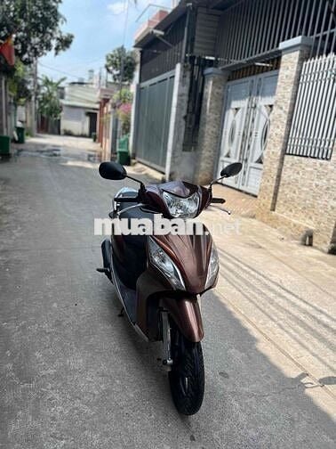 Cần bán visson Fi máy móc zin êm , đầy đủ chức năg