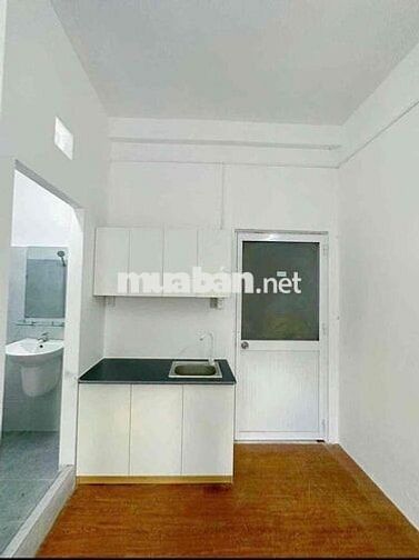 cho thuê phòng cao cấp giá rẻ , có thang máy