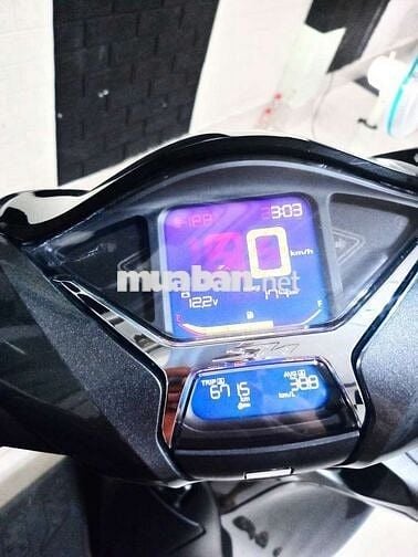 Dư dùng, Bán xe SH 125 màu xám mới 99% xe chùm mền