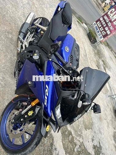 cần ra đi giùm thằng bạn r15v3