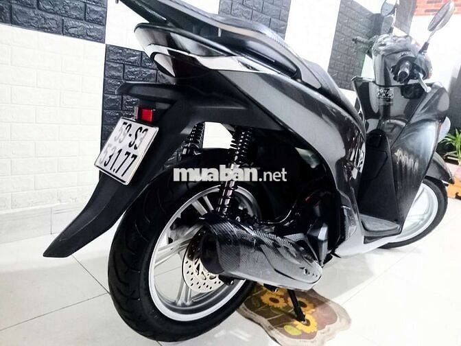 Dư dùng, Bán xe SH 125 màu xám mới 99% xe chùm mền