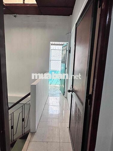 CHO THUÊ NGUYÊN TẦNG RỘNG 2 PHÒNG NGỦ BAN CÔNG LIỀN KỀ 70M2