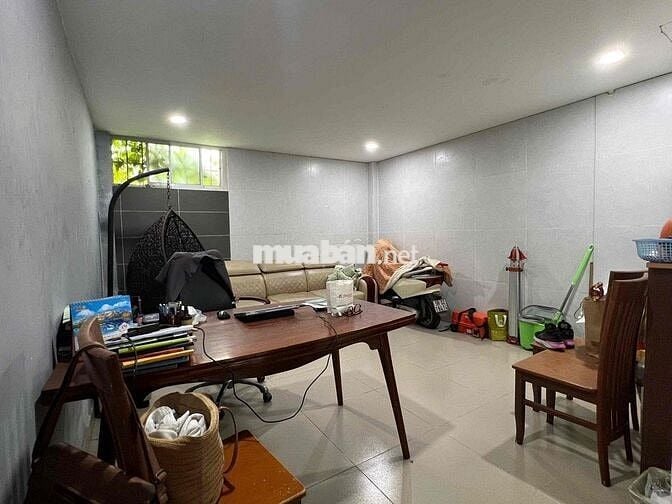 CHO THUÊ NHÀ 1T3L 6PN3WC ĐƯỜNG KVC HẺM XE TẢI CHO LÀM CHDV KTX HOMESTA