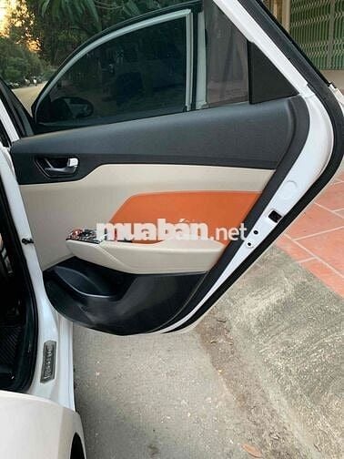 Hyundai Accent 2022 1.4 AT - 50000 km