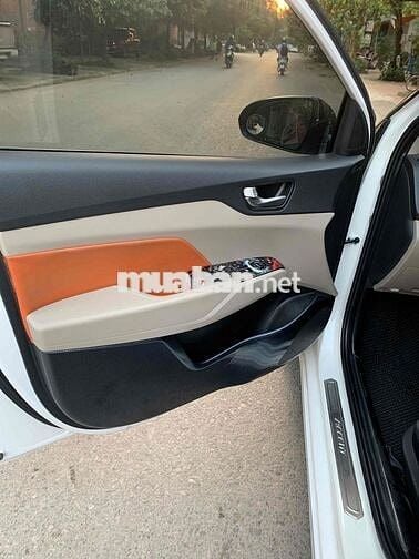 Hyundai Accent 2022 1.4 AT - 50000 km