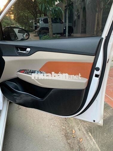 Hyundai Accent 2022 1.4 AT - 50000 km