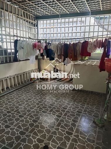 NHÀ 3 TẦNG, 4PN 5WC, SÂN ĐẬU OTO, GẦN CHỢ HIỆP BÌNH, PHẠM VĂN ĐỒNG