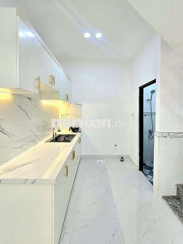 Cần bán nhà 1 tỷ 320 triệu.. gần Phú Mỹ Hưng quận 7