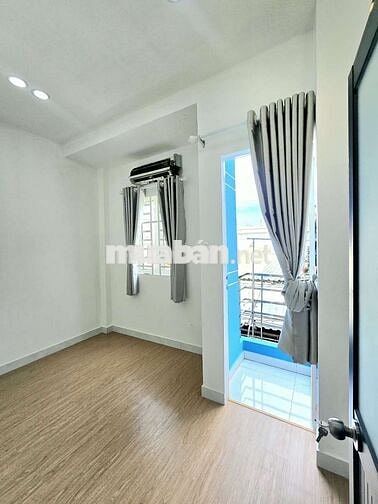 Cần bán nhà 1 tỷ 320 triệu.. gần Phú Mỹ Hưng quận 7