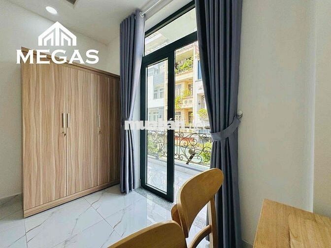 CĂN HỘ BAN CÔNG 40M2 MÁY GIẶT RIÊNG NGAY E.TOWN - NHÀ GA T3