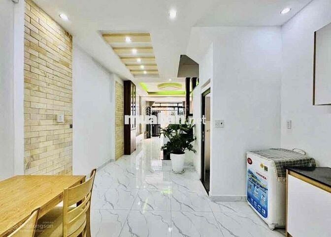 Kẹt tiền bán gấp nhà 65m2-1Tỷ290 gần Vincom Dĩ An đang thuê 7Tr