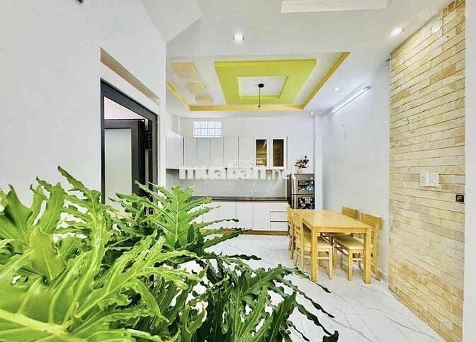 Kẹt tiền bán gấp nhà 65m2-1Tỷ290 gần Vincom Dĩ An đang thuê 7Tr