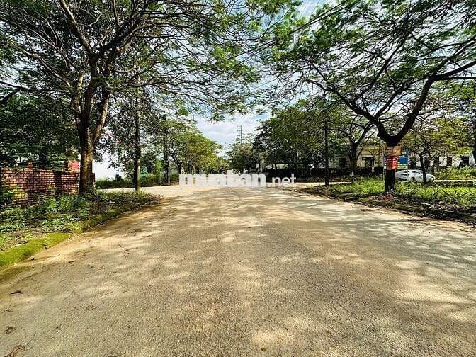 CÒN 01 LÔ *** VAI REÓ, 112M2 GIÁ CHỈ HƠN 4 TỶ