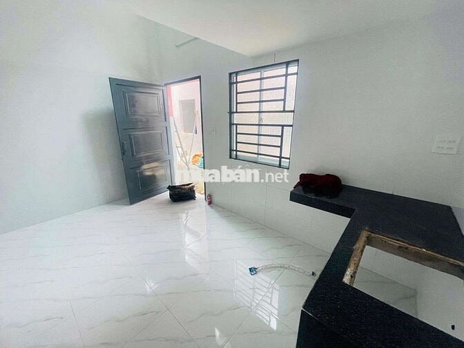 Cho thu phòng có gác gần đh fpt