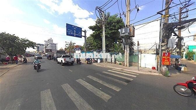 PHAN VĂN TRỊ-BÌNH THẠNH-CĂN GÓC 108M2 BỀ THẾ-HẺM NHỰA 10M XE HƠI TRÁNH