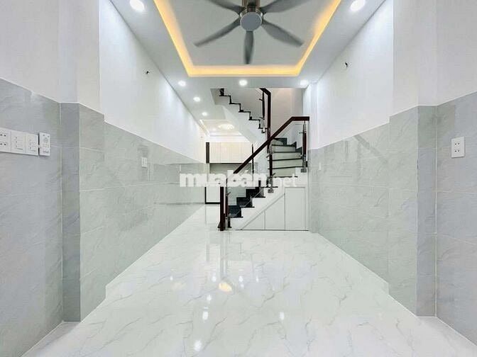 Hẻm xe hơi, Phạm Văn Chiêu, 24m, 2 tầng, 2pn, bancol, giá 3,15 tỷ