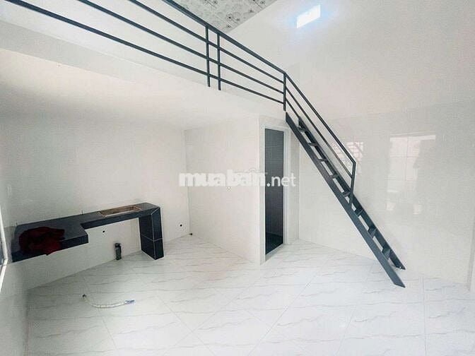 Cho thu phòng có gác gần đh fpt