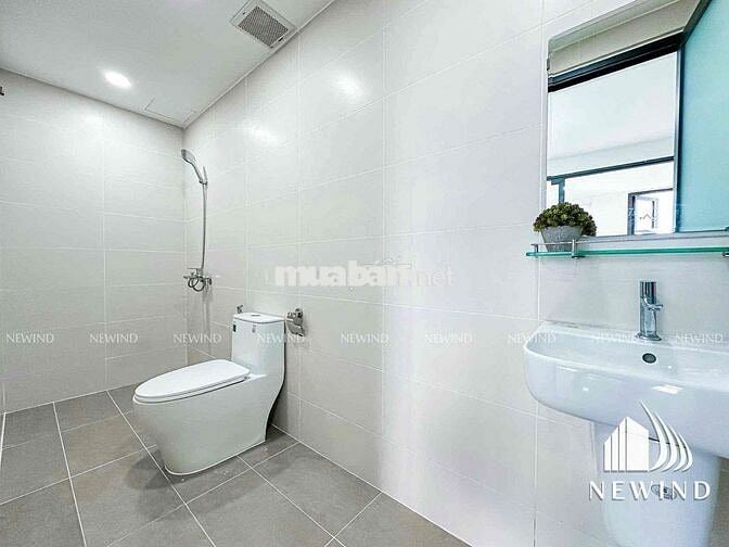 1PN BAN CÔNG LỚN TÂN QUY QUẬN 7 - SÁT LOTTE MART. ĐI Q1, Q4 CHỈ 3-5P