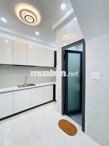 Hẻm xe hơi, Phạm Văn Chiêu, 24m, 2 tầng, 2pn, bancol, giá 3,15 tỷ