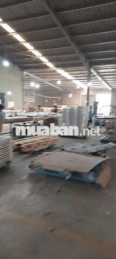 Cho thuê xưởng 600m giá 20tr tân hiệp tân Uyên đường Dt747B