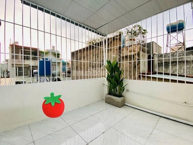 Chủ nhà kẹt tiền bán lỗ nhà đường 6.5m Lê Văn Sỹ -Quận 3. Giá 5 tỷ 500