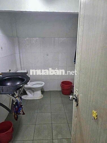 Cho thuê nhà trệt nguyên căn Đường Lê Quang Định Quận BT