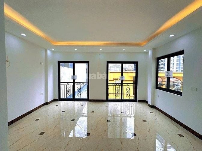 SIÊU PHẨM MẶT NGÕ _ OTO ĐỖ CỬA _ KINH DOANH _ THANG MÁY _Ở NGAY