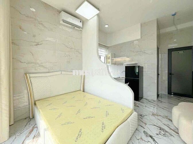 KHAI TRƯƠNG CĂN HỘ BAN CÔNG TÁCH BẾP MÁY GIẶT RIÊNG GẦN HÀNG XANH