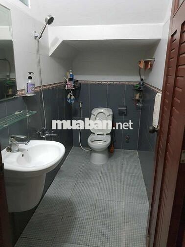 Cho thuê nhà nguyên căn 4×25m cư xá Bắc Hải, P. Hưng Hòa, TP.HCM